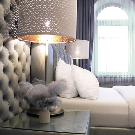 Apartment Luxury Centre Located Kiev Esterno foto